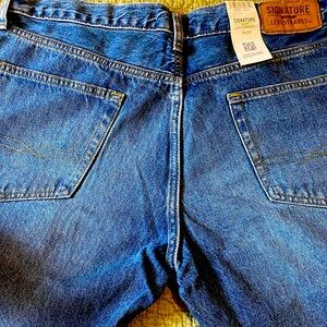 Levi’s Signature Gold Relaxed Jeans 34 X 30” 100% Cotton